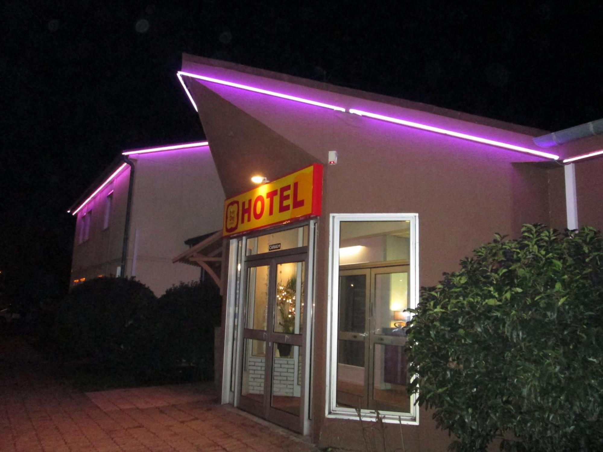 Hotel - Restaurant Du Lac - Agen Boé 외부 사진