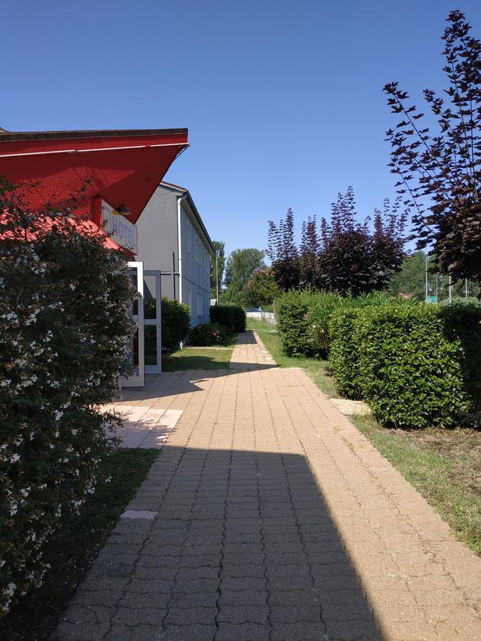 Hotel - Restaurant Du Lac - Agen Boé 외부 사진