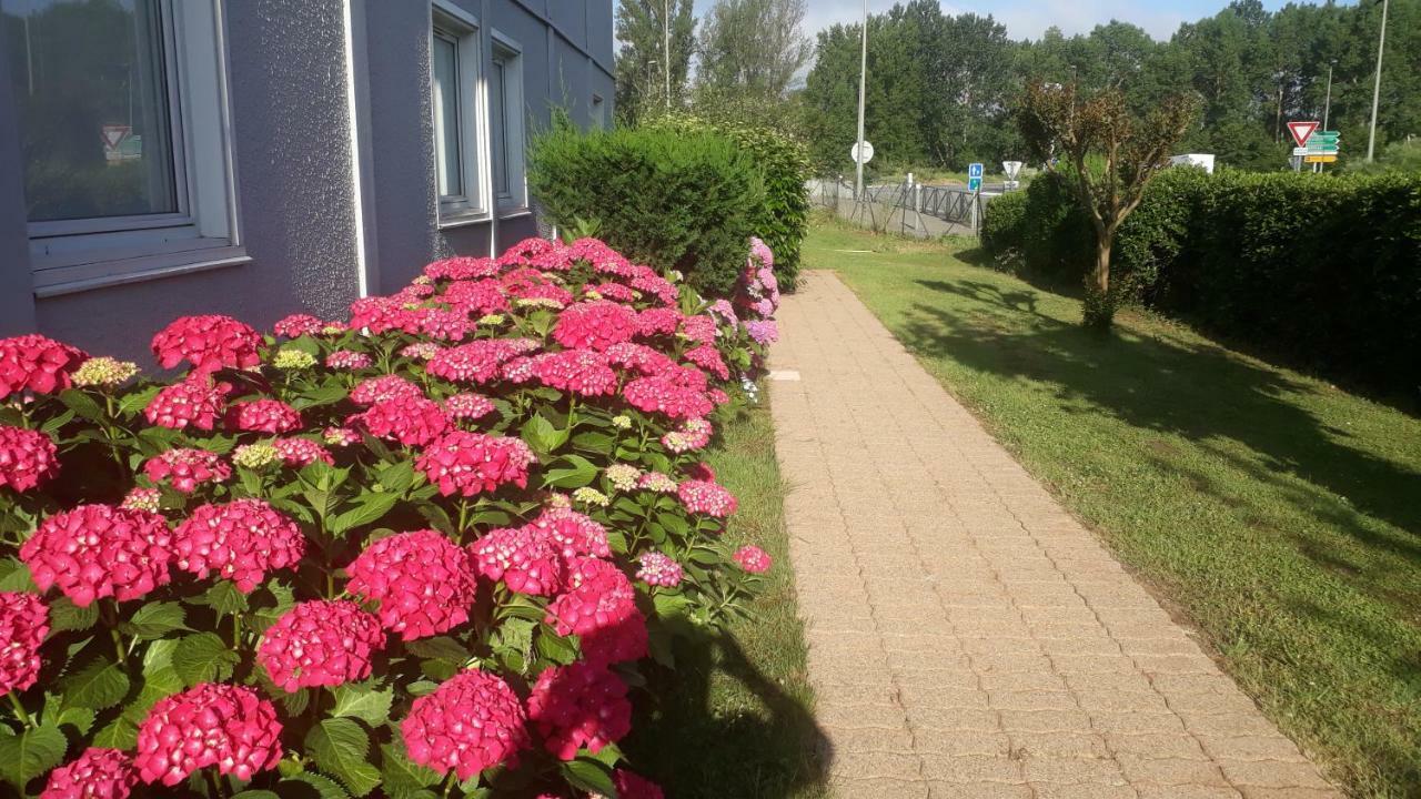 Hotel - Restaurant Du Lac - Agen Boé 외부 사진