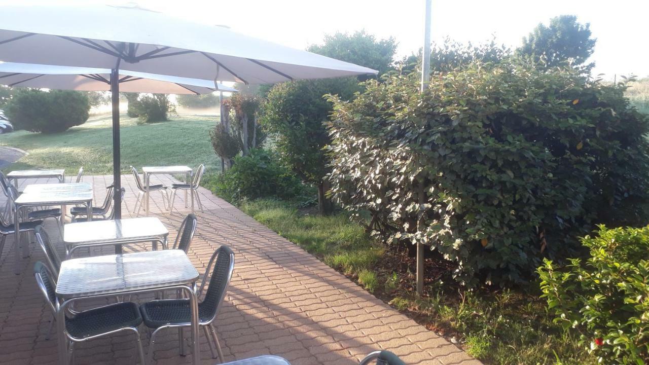 Hotel - Restaurant Du Lac - Agen Boé 외부 사진